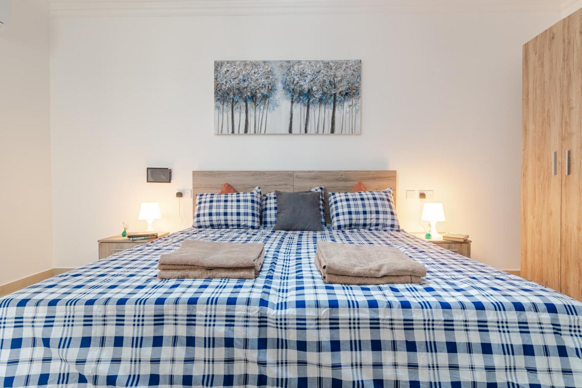 Spacious Brand New Apartment 3 Bdr 2Bth Bugibba Σεντ Πόλς Μπέι Εξωτερικό φωτογραφία